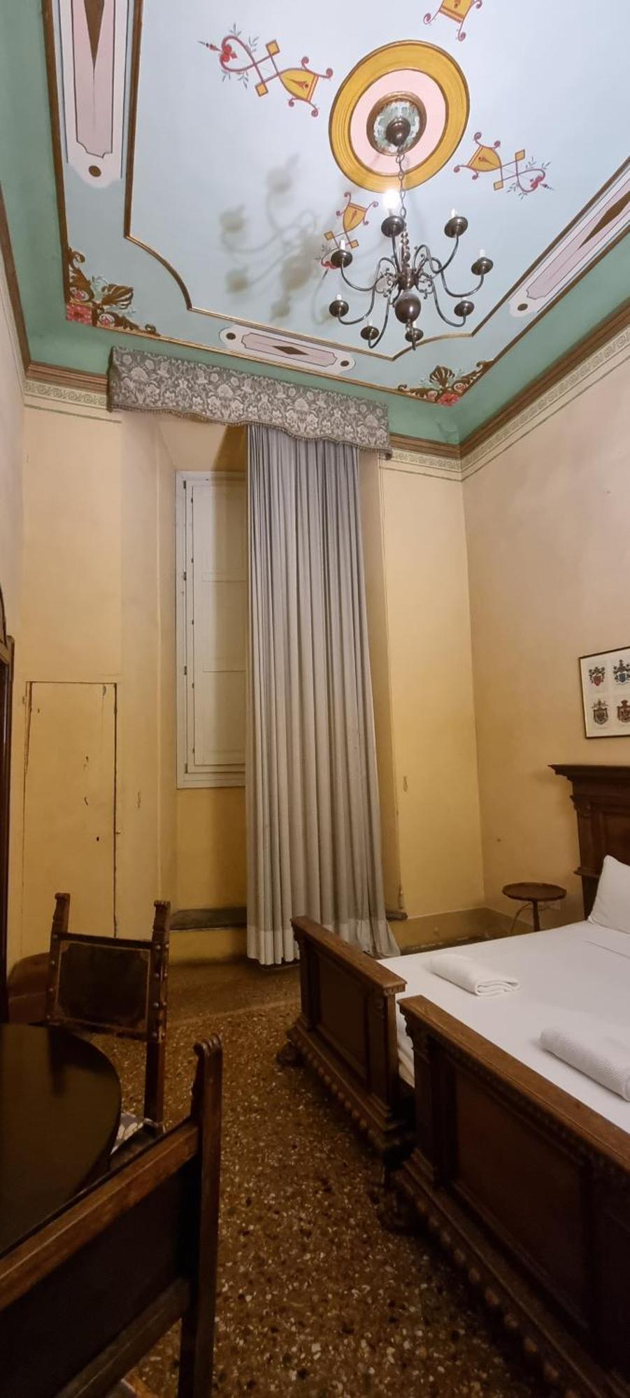 Palazzo Bargellini Panzacchi Apartments Bolonia Pokój zdjęcie