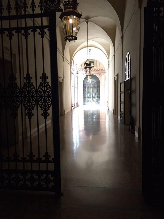 Palazzo Bargellini Panzacchi Apartments Bolonia Zewnętrze zdjęcie